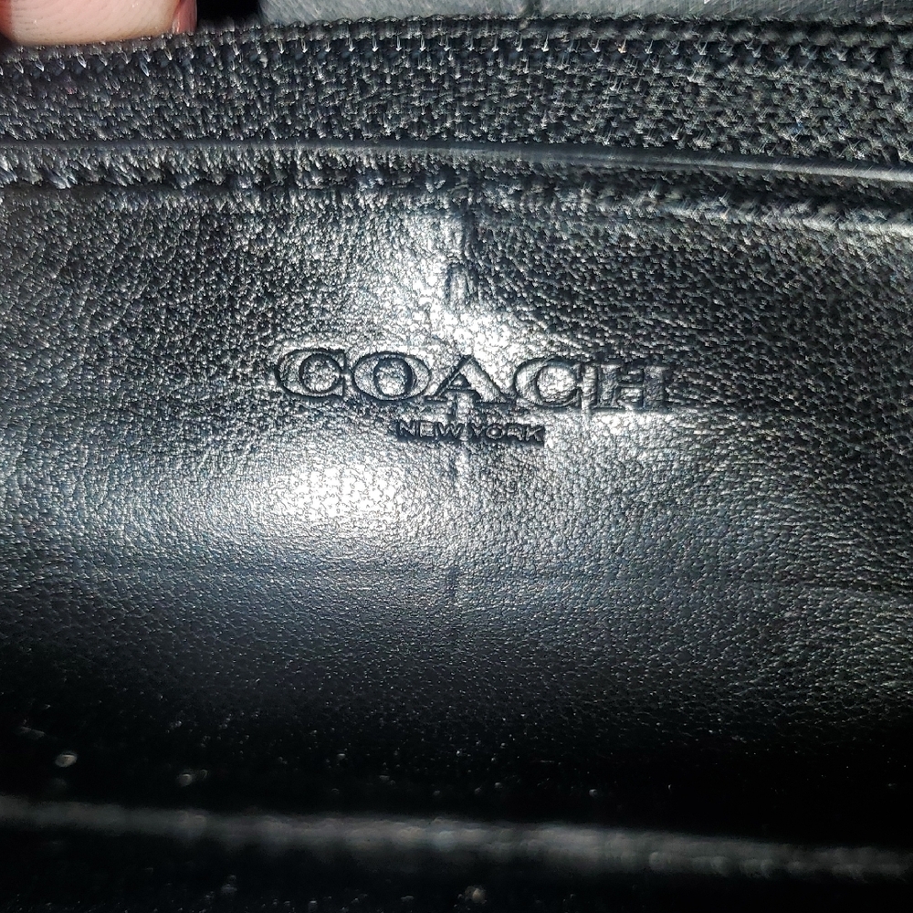 Coach Black Signature Zip Wallet - Picture 4 of 9